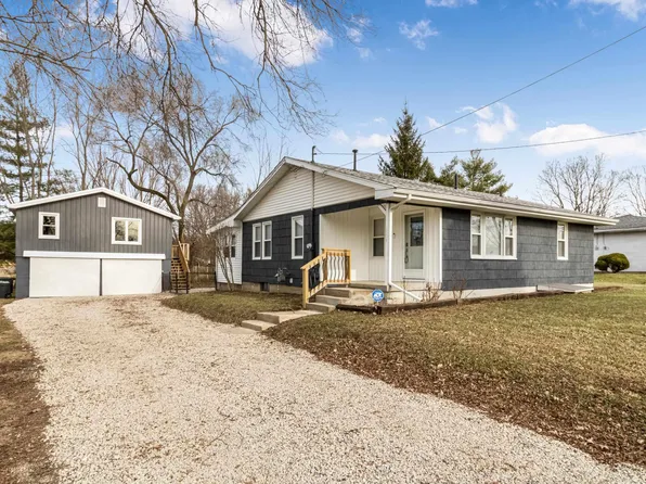 1804 E 19th St, Muncie, IN 47302