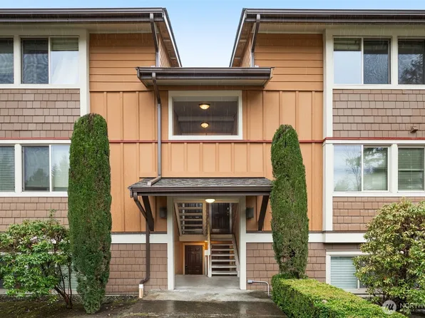 8240 126th Avenue NE #A304, Kirkland, WA 98033