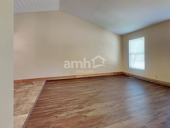 4th image of 8670 E Main St