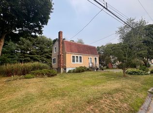 6 College St, Clinton, CT 06413