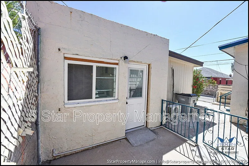 1 bed, 1.0 bath, 275 sqft, $950 — Photo 3