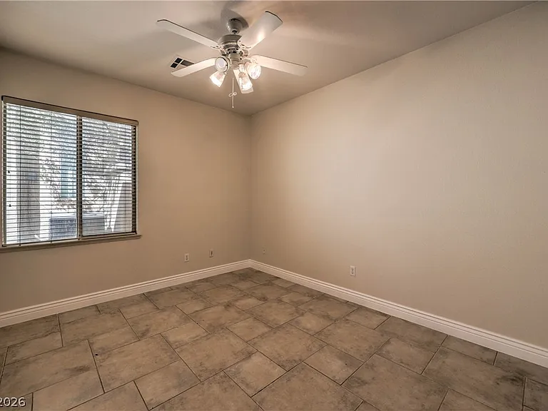 8347 Campbell Springs Ave — Photo 26
