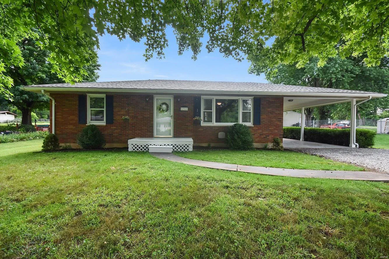 1312 Eileen St photo 1