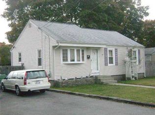 16 Gage St, Warwick, RI 02889