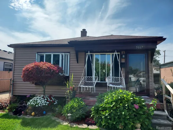 5667 Lathers St, Garden City, MI 48135