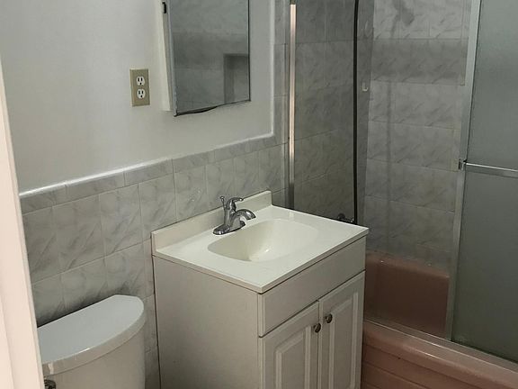 4th image of 282 18th Ave #2