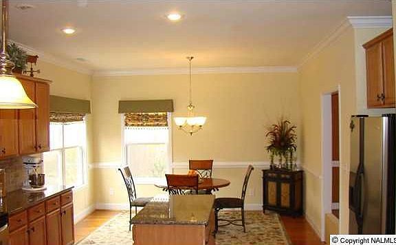 4th image of 115 Thornberry Ln
