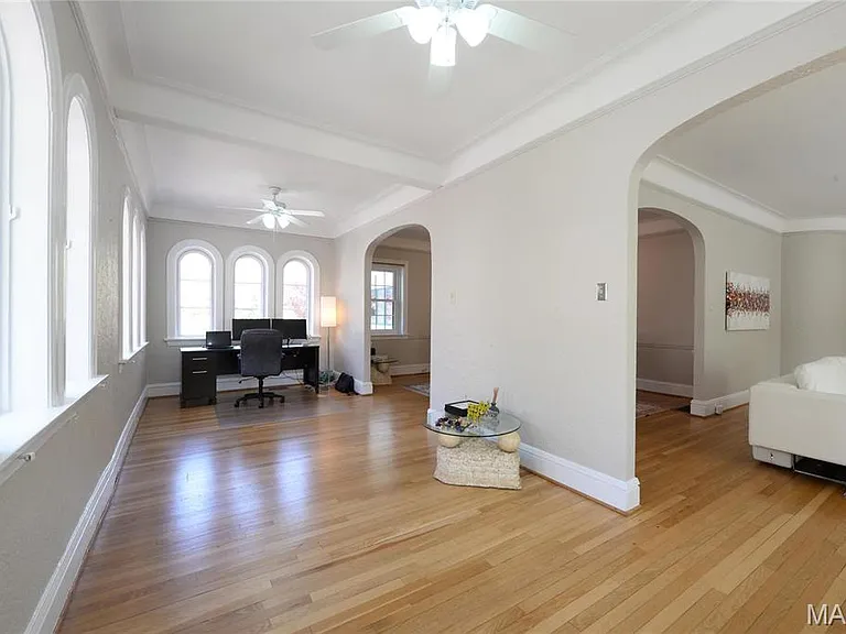 8045 Watkins Dr — Photo 17