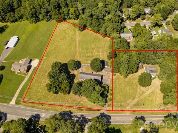 7809-7837 Lawyers Rd, Charlotte, NC 28227