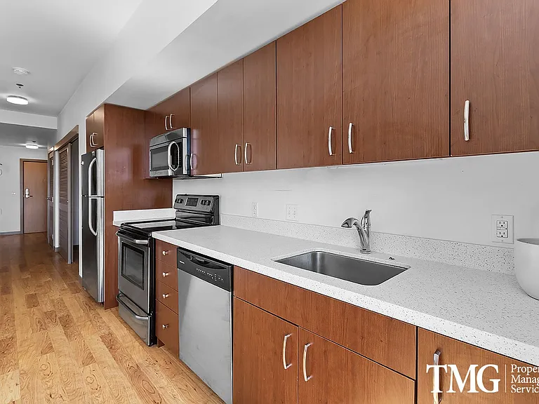 Corbett Heights Apartment Homes — Photo 44