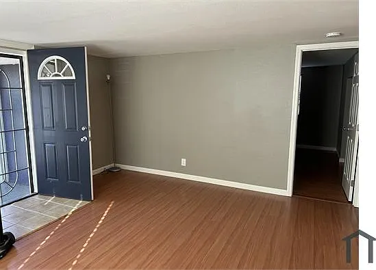 118 Monterey St #B — Photo 7