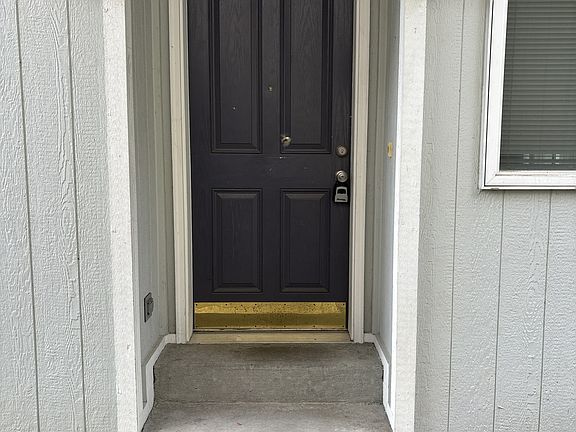 3rd image of 10005 184th St E
