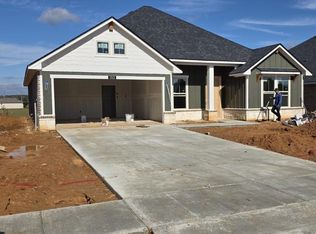 1513 Grace Acres Ln, Longview, TX 75605