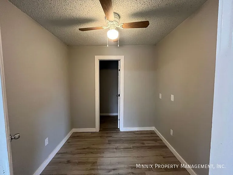 950 S 10th St — Photo 3