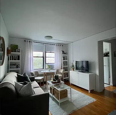 Rented by Keller Williams NYC | media 9