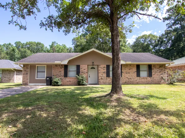 7817 Walnut Dr, Lumberton, TX 77657