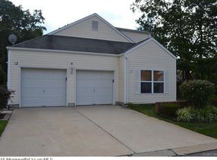 12 Newport Rd, Manahawkin, NJ 08050