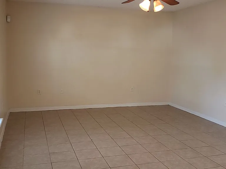274 Curtis Ave — Photo 7