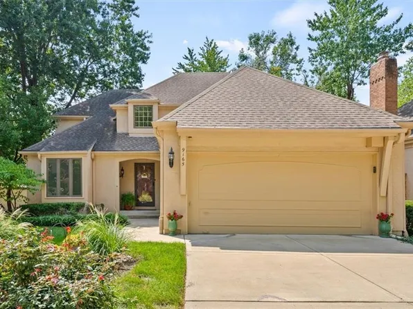9165 W 102nd Ter, Overland Park, KS 66212