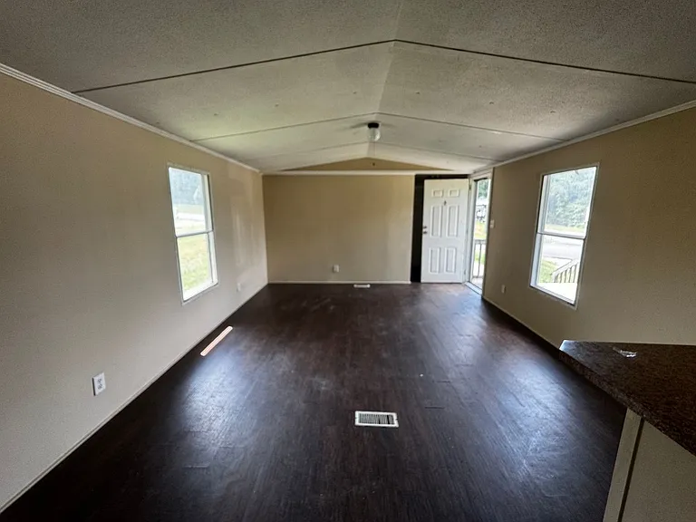 213-6 Bell Rd — Photo 5