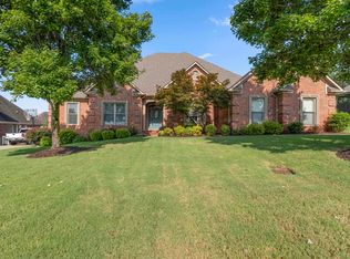 2205 Vermont St, Conway, AR 72034