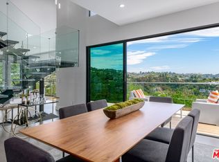 2000 Westridge Rd, Los Angeles, CA 90049