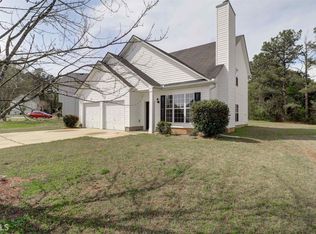 3896 Doe Run Dr, Powder Springs, GA 30127