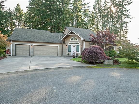 4th image of 8423 Spinnaker Ln SE