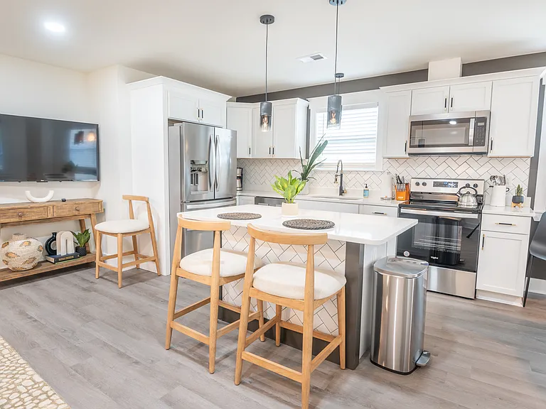 4747 Independent Ave — Photo 37