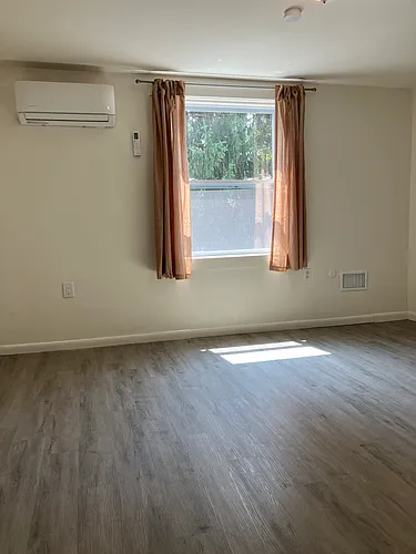 108 Park St #2B Photo 1