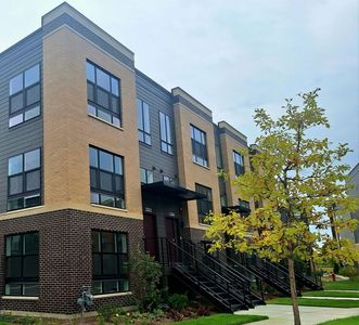 2212 Venture Dr, Schaumburg, IL, 60173