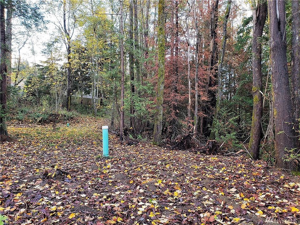 2nd image of 522 Fielding Ct