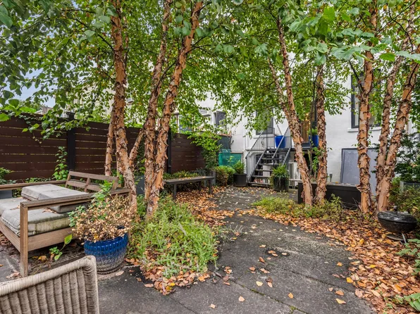 59-32 Grove Street image 23 of 23