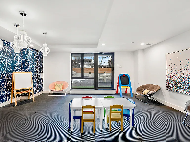 2128 Ocean Ave #4G — Photo 8