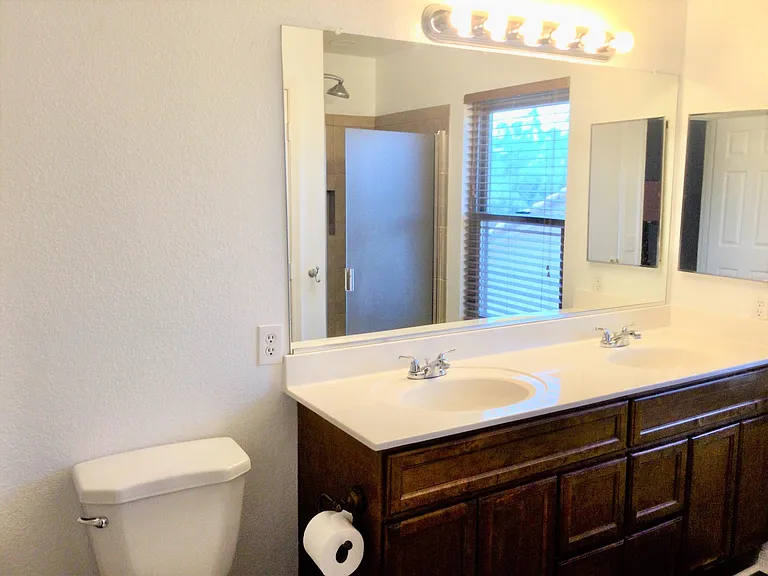 626 W Racine Loop — Photo 27
