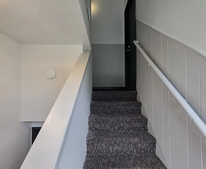 906 Lowell St #4 — Photo 2
