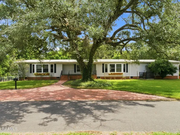 201 Edgewood Dr, Lafayette, LA 70503