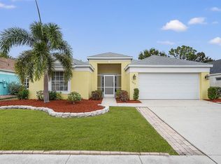 295 Fareham Dr, Venice, FL 34293