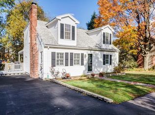 52 Beacon Street Cir, Milton, MA 02186