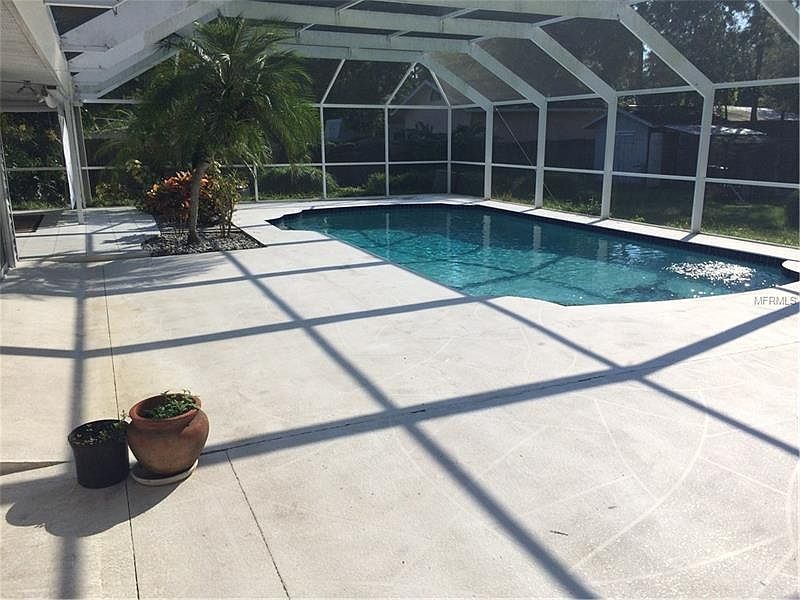 1st image of 3850 Aberdeen Dr