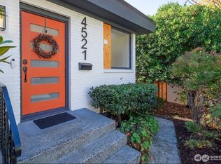 4521 SW Henderson St, Seattle, WA 98136