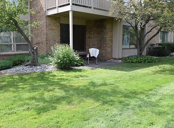 2nd image of 7111 Pebble Park Dr #1