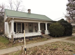 909 6th St, Carrollton, KY 41008