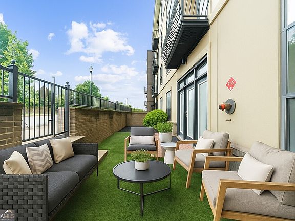 4th image of 5300 Peachtree Rd Unit 1608