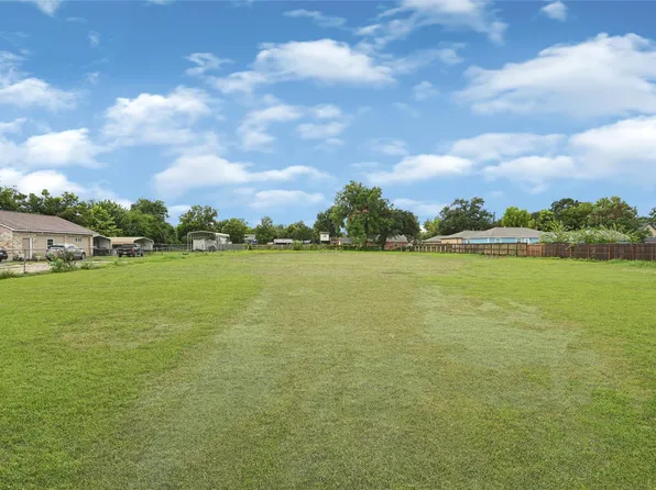 9517 Aldine Westfield Rd, Houston, TX 77093