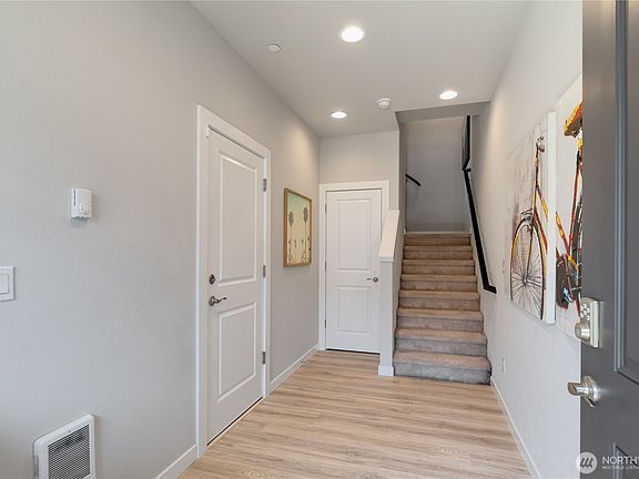 3rd image of 1621 Seattle Hill Road #N1