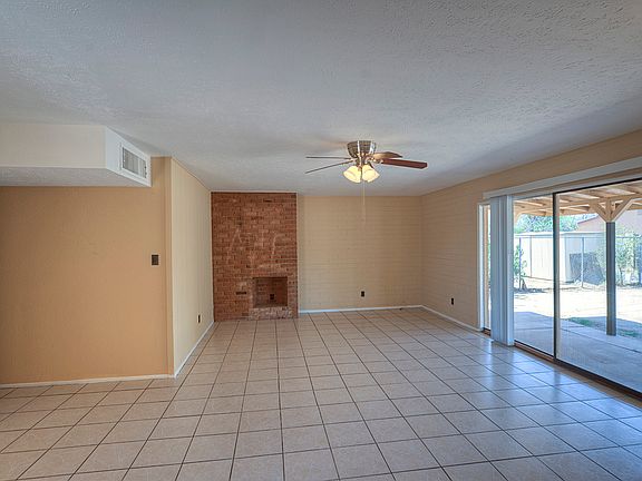 2nd image of 3818 N 49th Ave