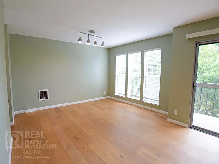 5335 Broadway Ter #305 — Photo 8