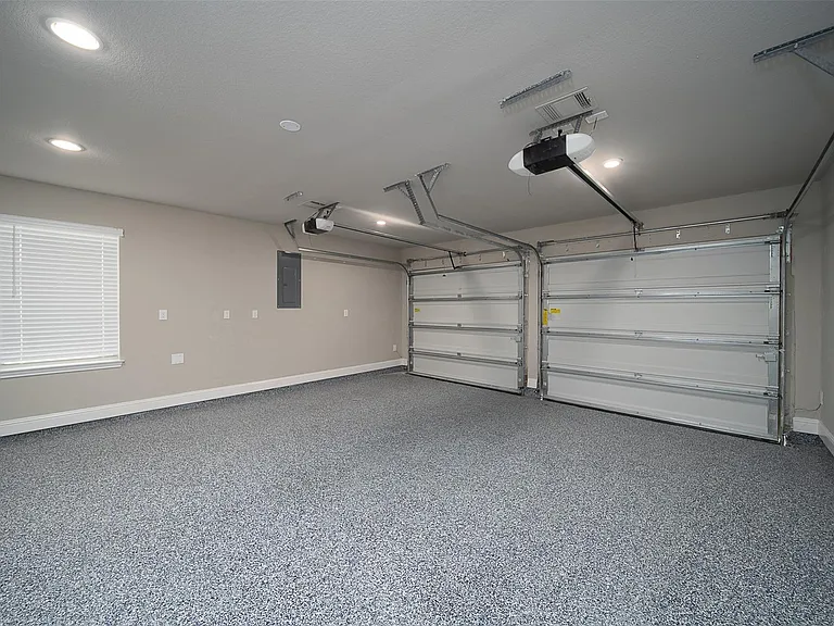 8703 Azalea Crossing Ct — Photo 7