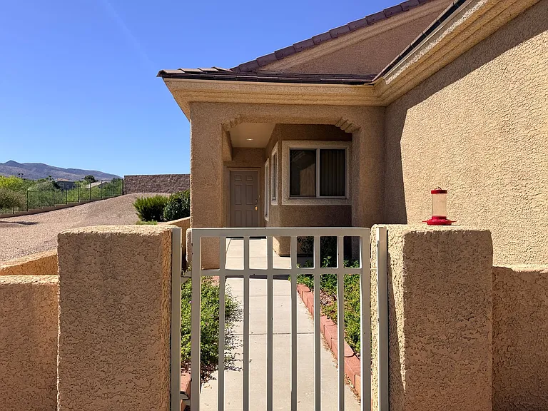 2503 Libretto Ave — Photo 3